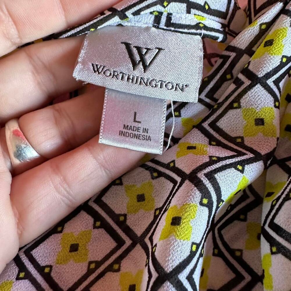 Womens Shirt Size Large Yellow Black Floral Geometric Business Casual Office - Picture 7 of 8